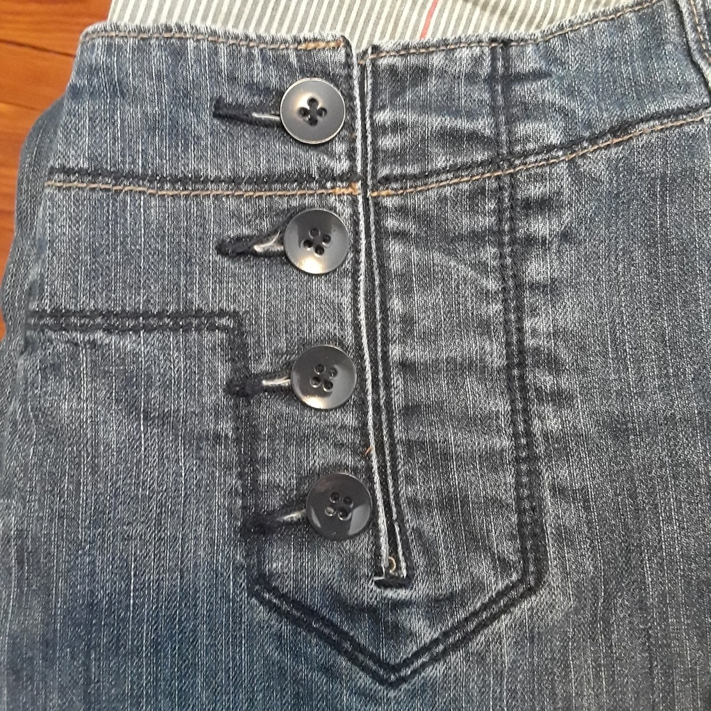 Old Navy Ladies Lowest Rise Saylor Jeans - Picture 4 of 5